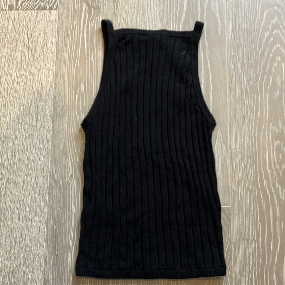 H&M Divided Shirt - Picture 3 of 3